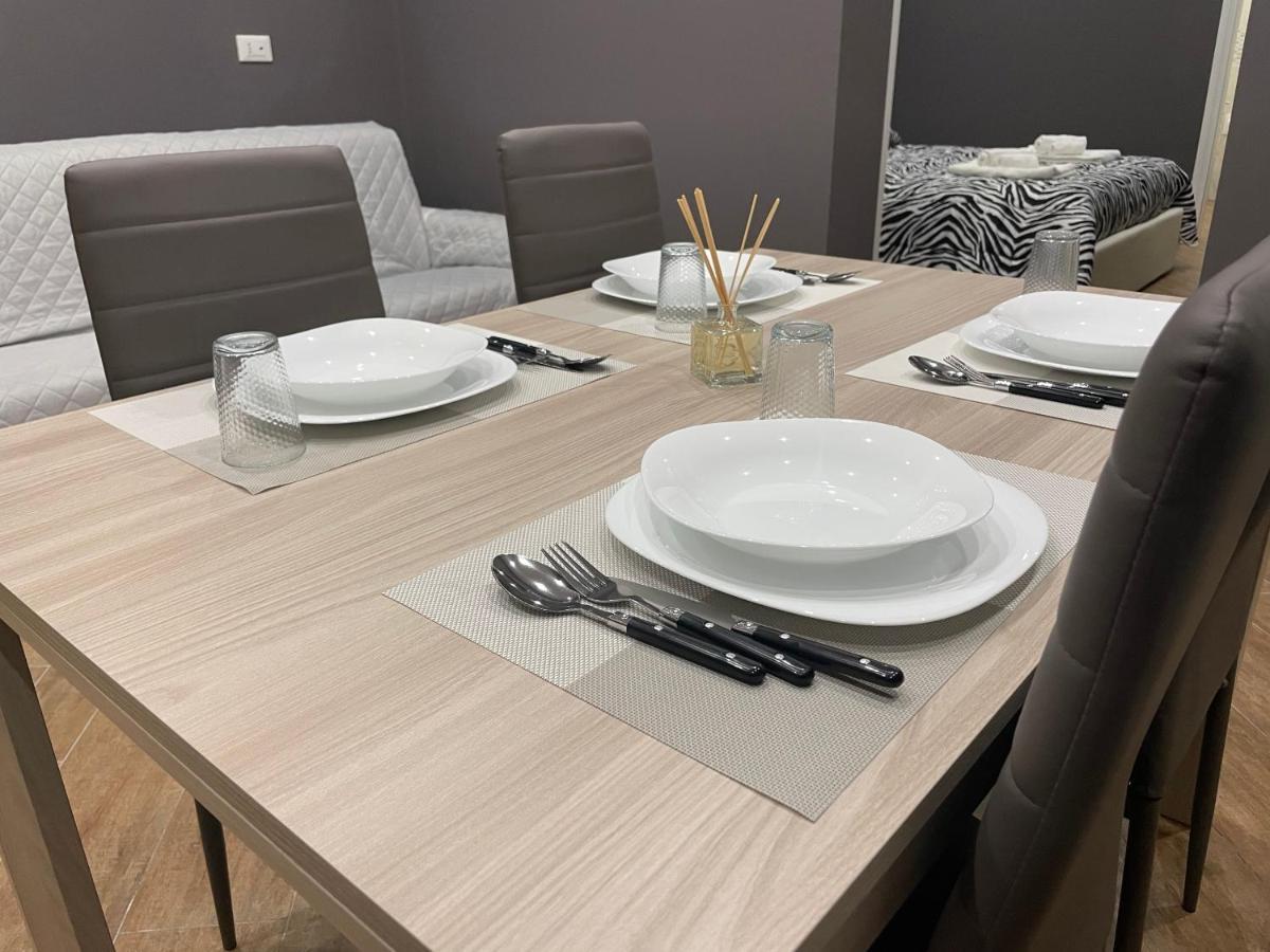 B&B Miramare Suite Borgo Taranto Bagian luar foto